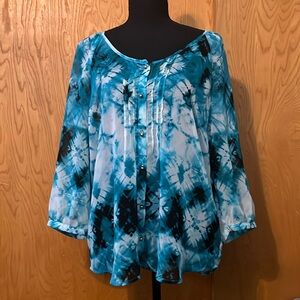 🎉SALE🎉$15 or 3 for $30🎉 💚Fred David super cute sheer dress shirt🩵💚